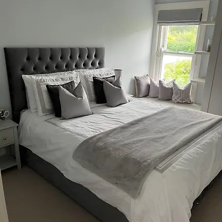 Beautiful 3 Bed House In Rathgar Short Walk To Centre *